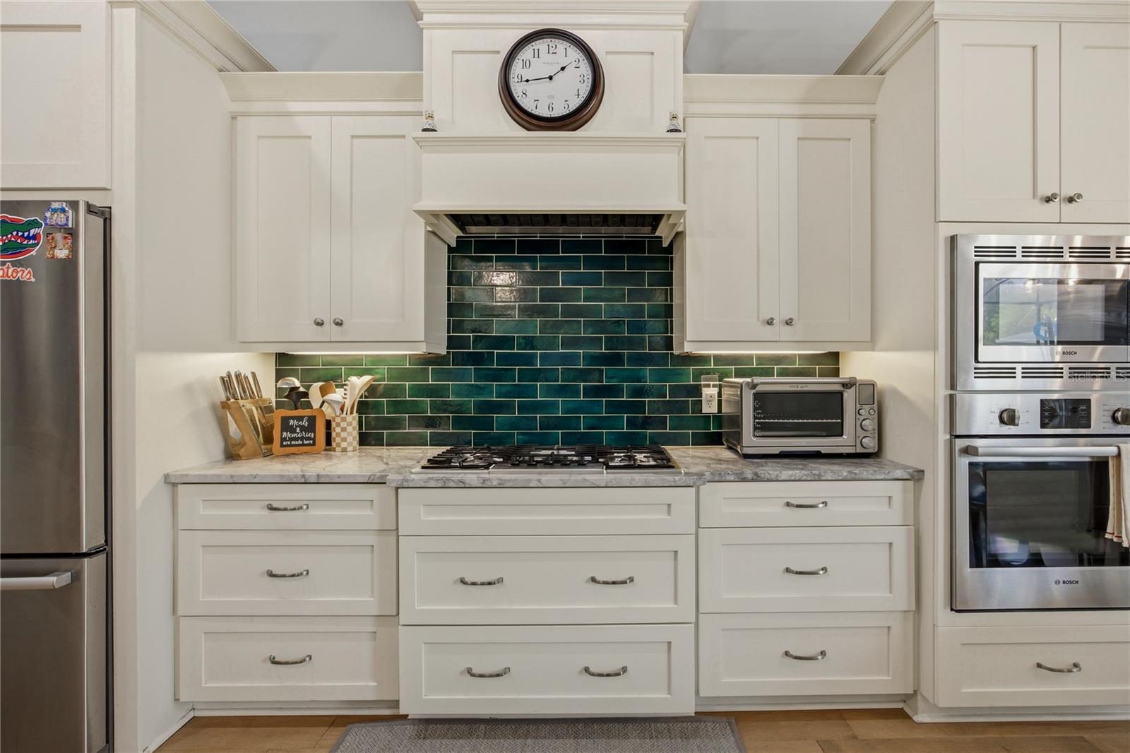 Listing photo id 20 for 4003 63rd Way