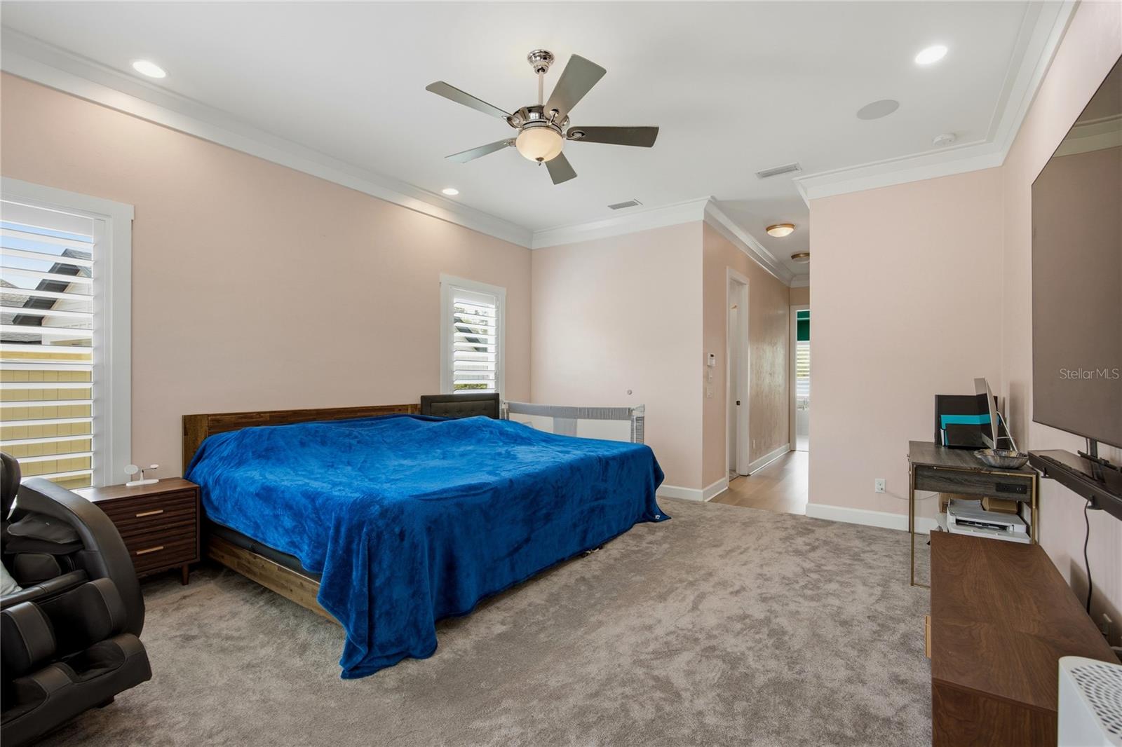 Listing photo id 27 for 4003 63rd Way