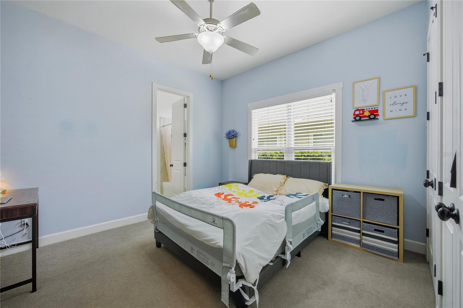 Listing photo id 35 for 4003 63rd Way
