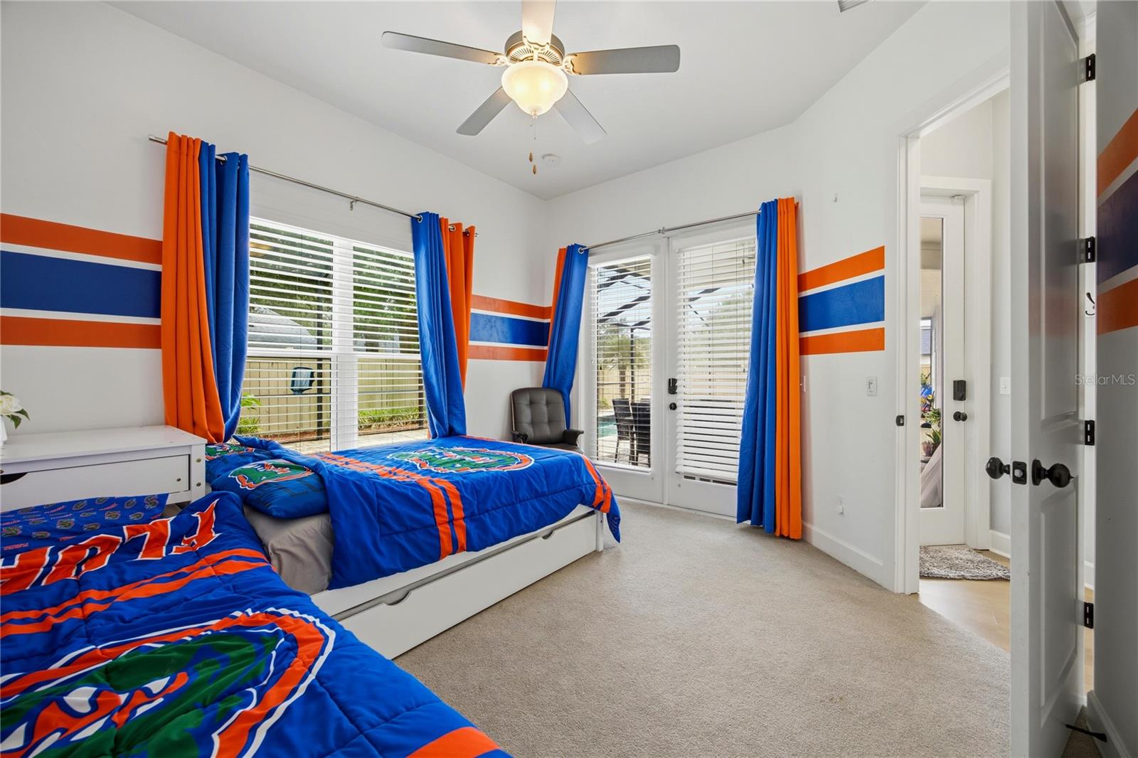 Listing photo id 36 for 4003 63rd Way