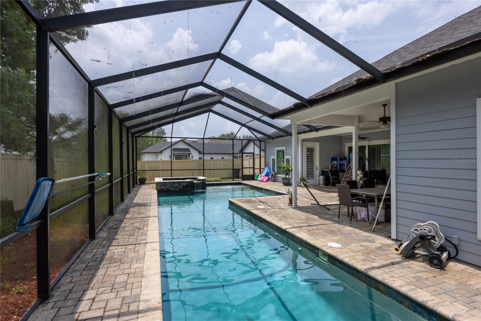 Listing photo id 47 for 4003 63rd Way