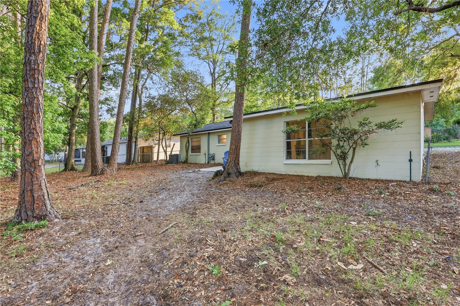 Image 20 of 24 For 4735 28th Terrace