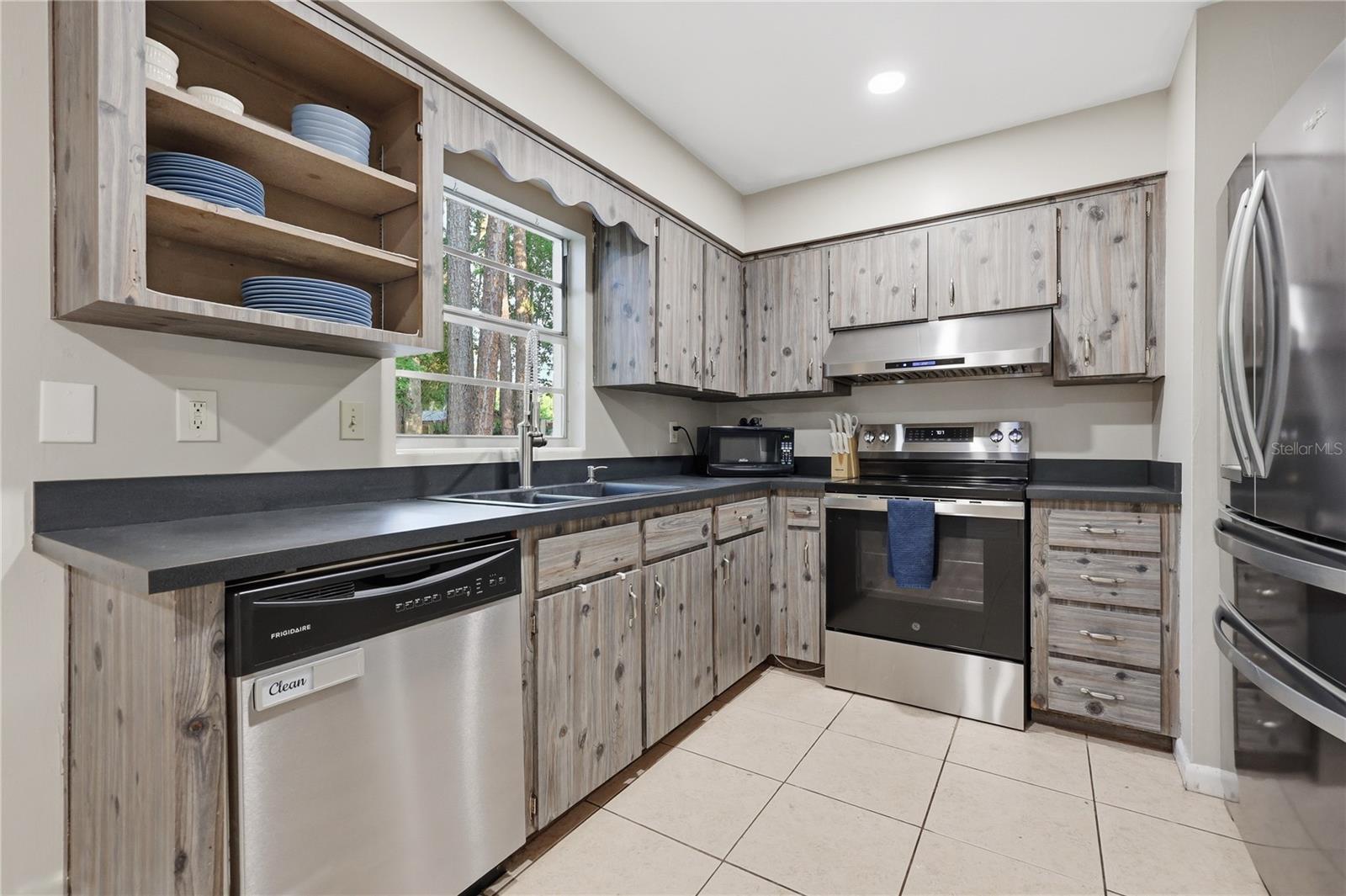 Image 24 of 24 For 4735 28th Terrace