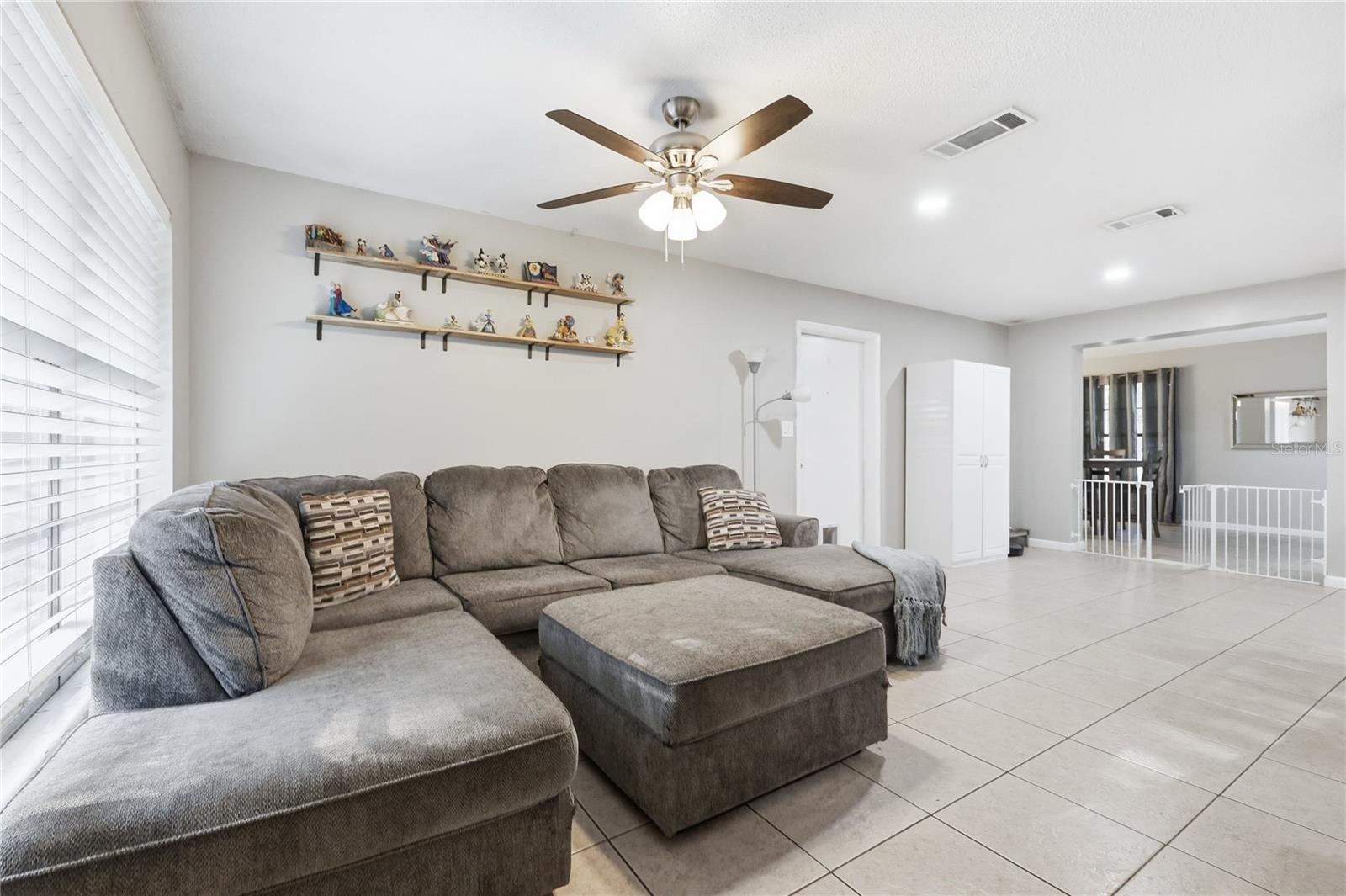 Image 5 of 24 For 4735 28th Terrace