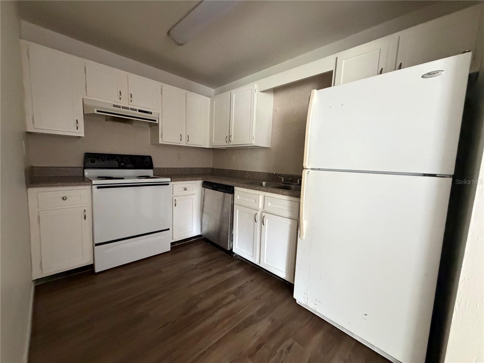 Image 12 of 14 For 3924 26 Drive 5