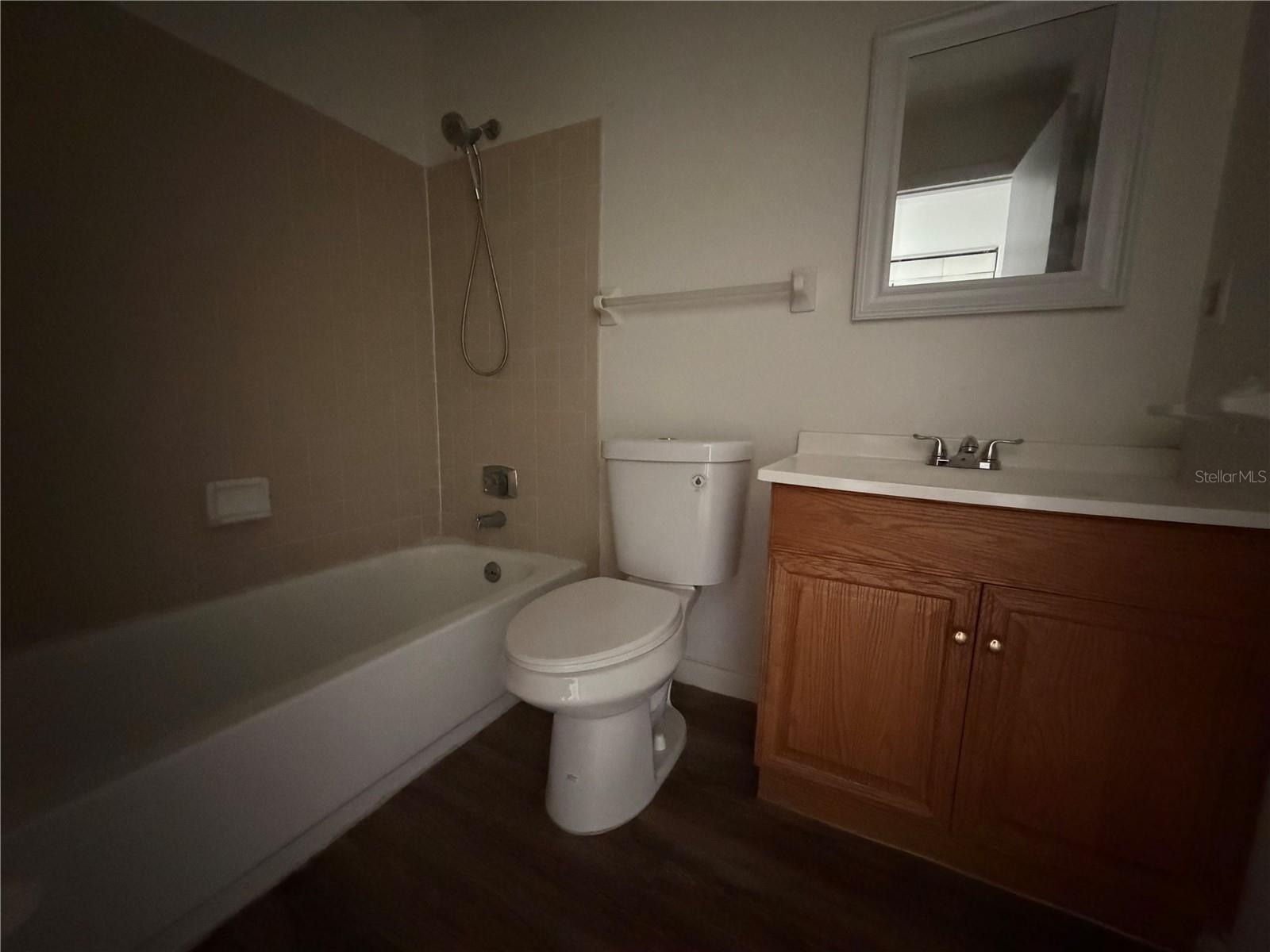 Image 7 of 14 For 3924 26 Drive 5