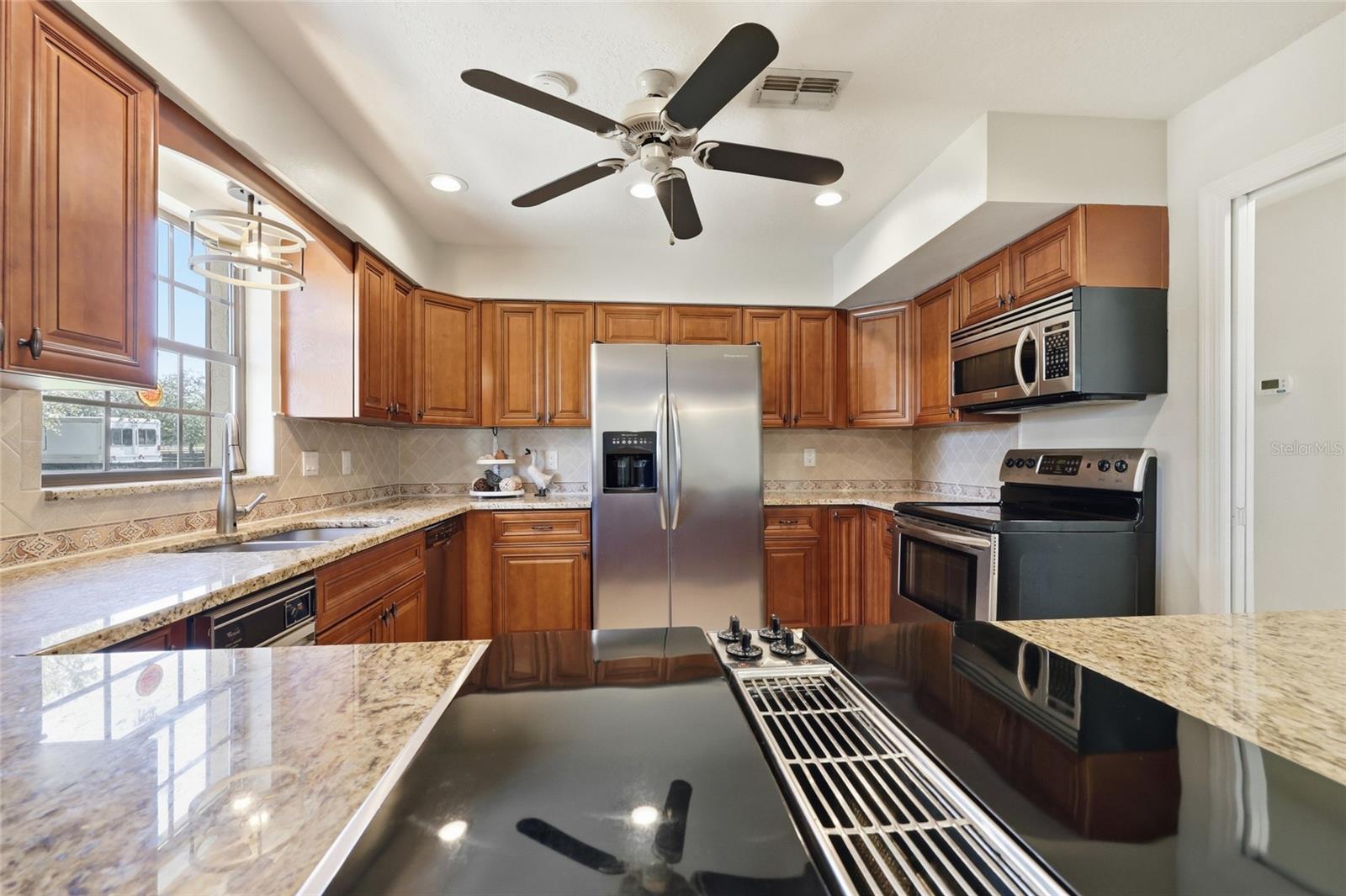 Image 18 of 51 For 9700 67th Terrace
