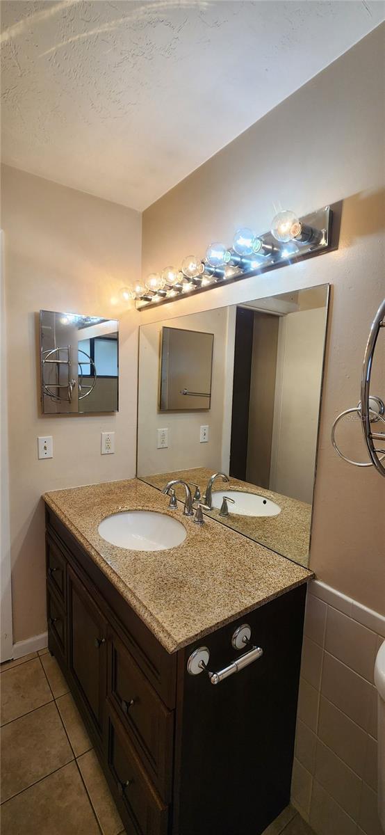Image 11 of 19 For 2300 43rd Street G-2