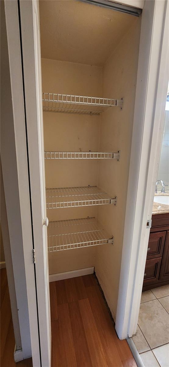 Image 14 of 19 For 2300 43rd Street G-2