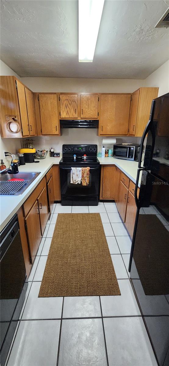Image 6 of 19 For 2300 43rd Street G-2