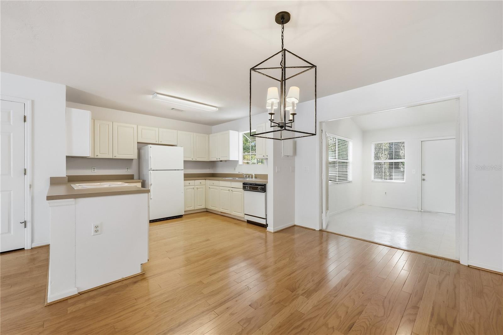 Image 6 of 24 For 5254 97th Drive