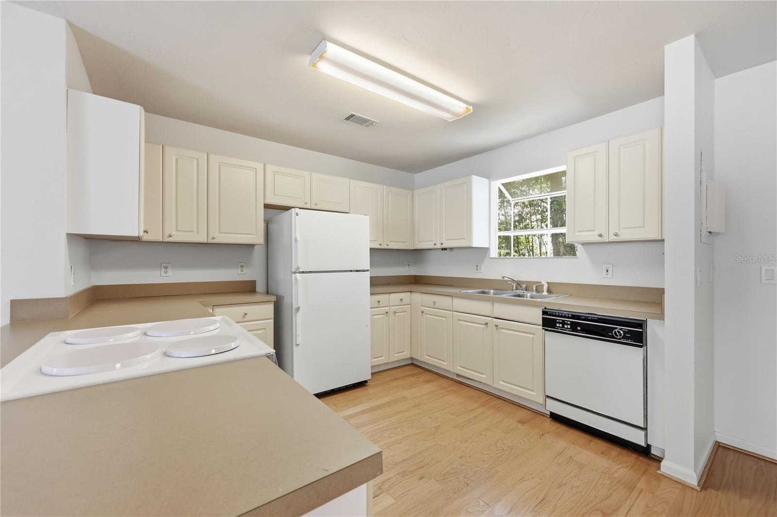 Image 9 of 24 For 5254 97th Drive