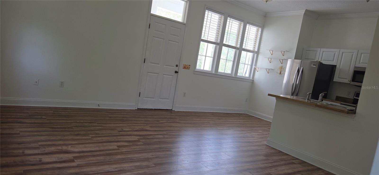 Image 8 of 17 For 5323 91st Terrace 202