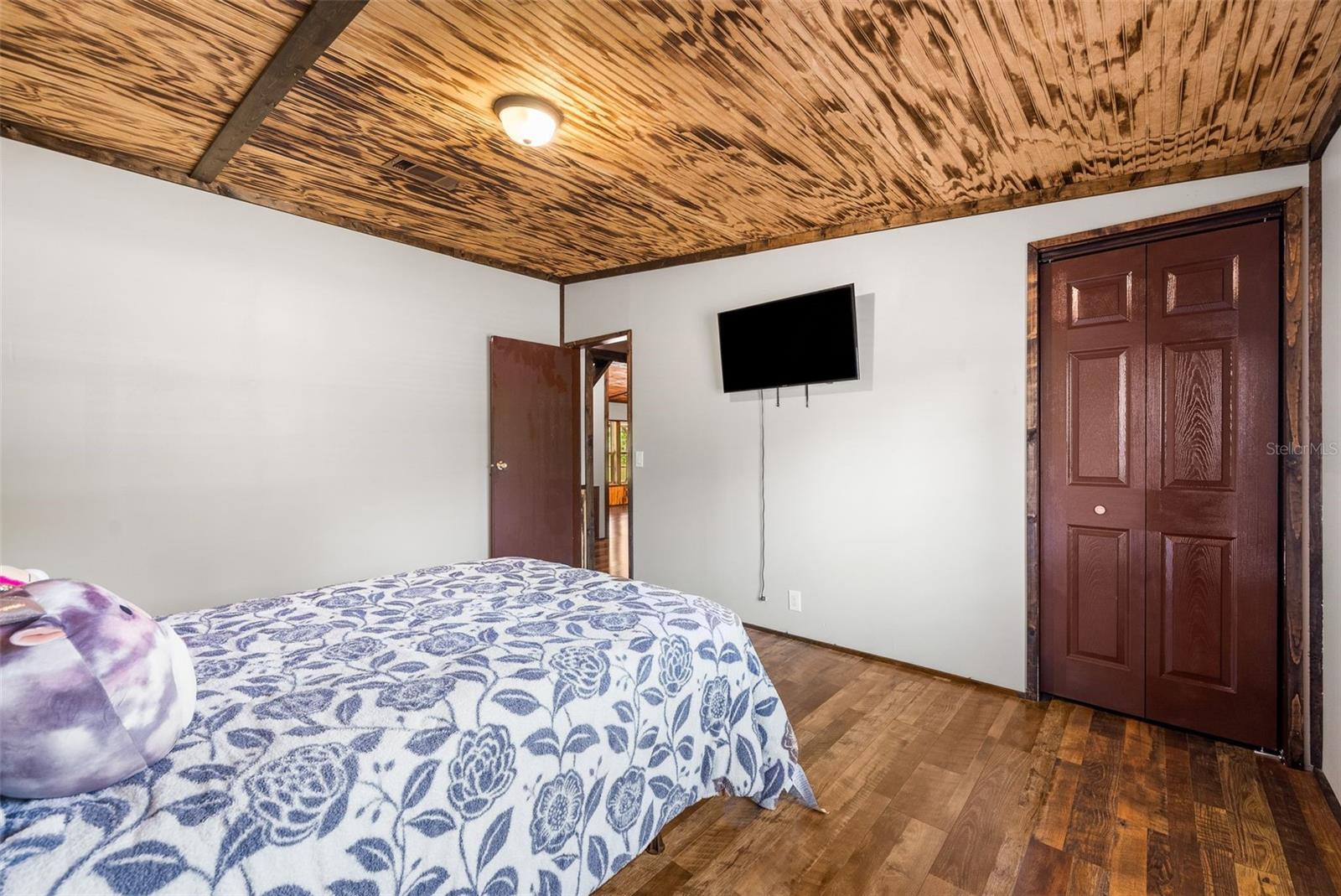 Image 12 of 41 For 16193 24th Street