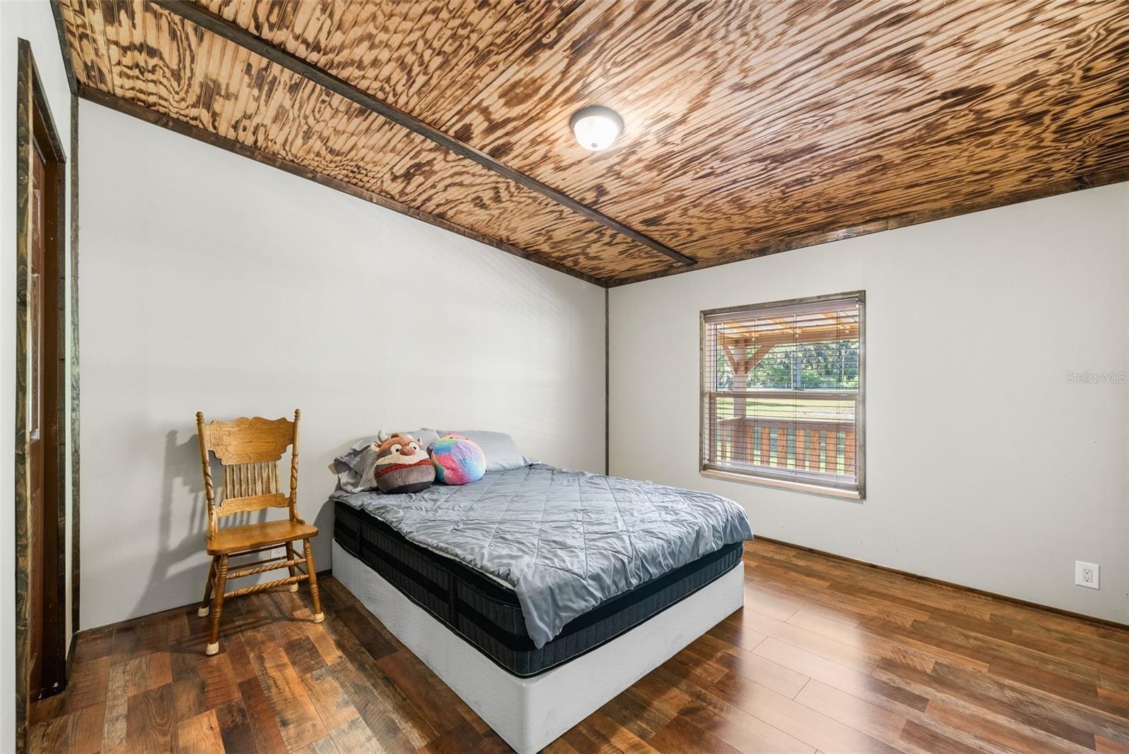 Image 13 of 41 For 16193 24th Street