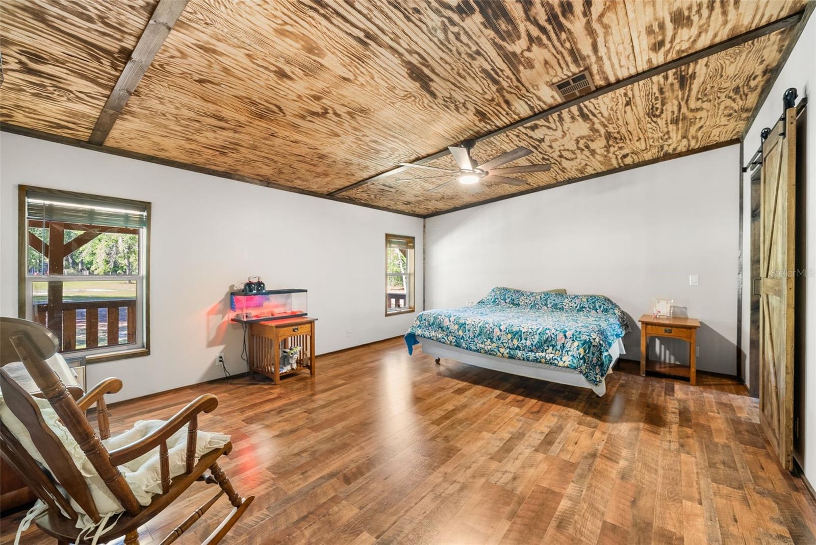Image 17 of 41 For 16193 24th Street