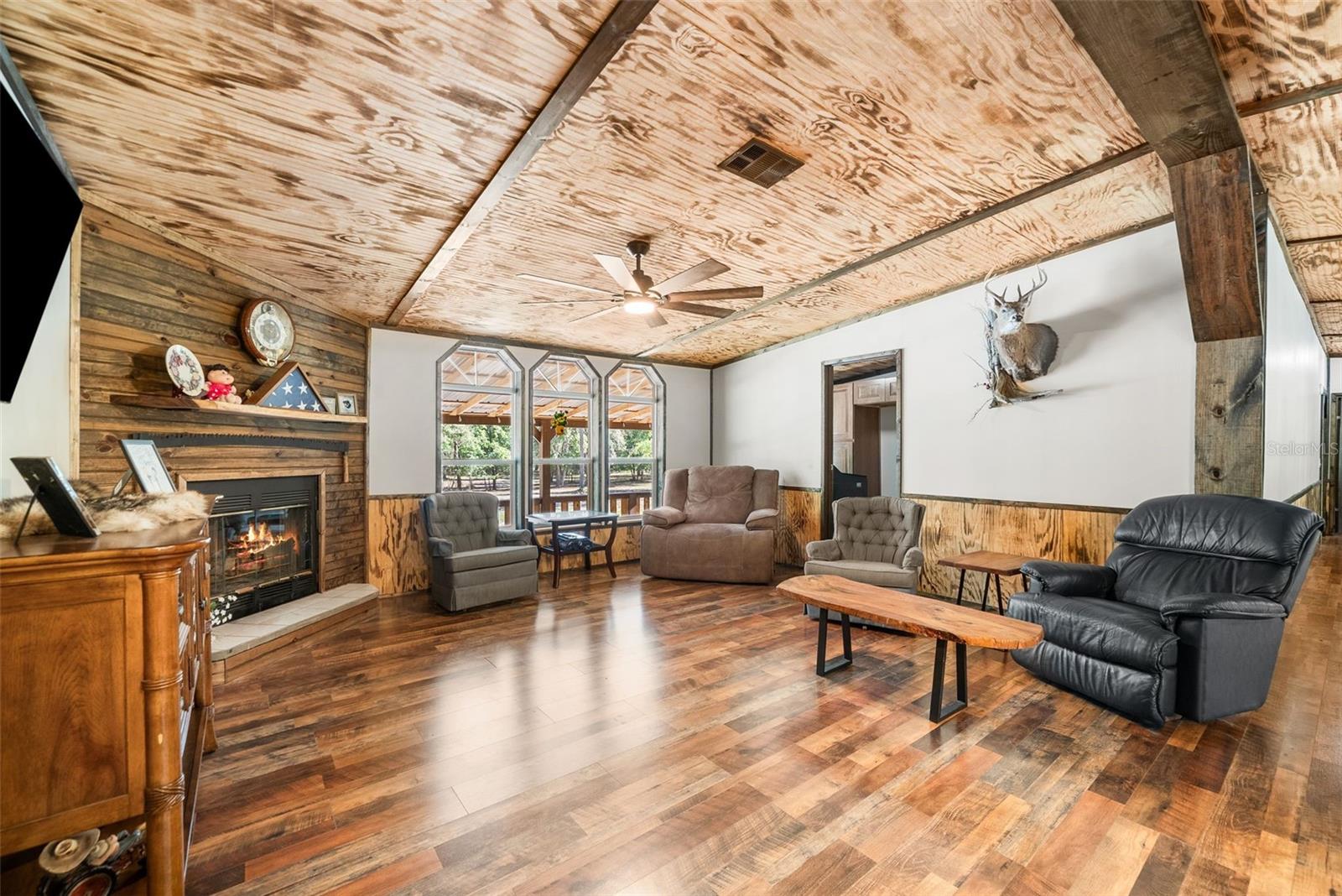 Image 2 of 41 For 16193 24th Street