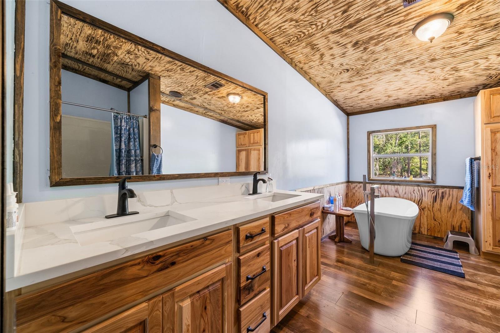 Image 22 of 41 For 16193 24th Street