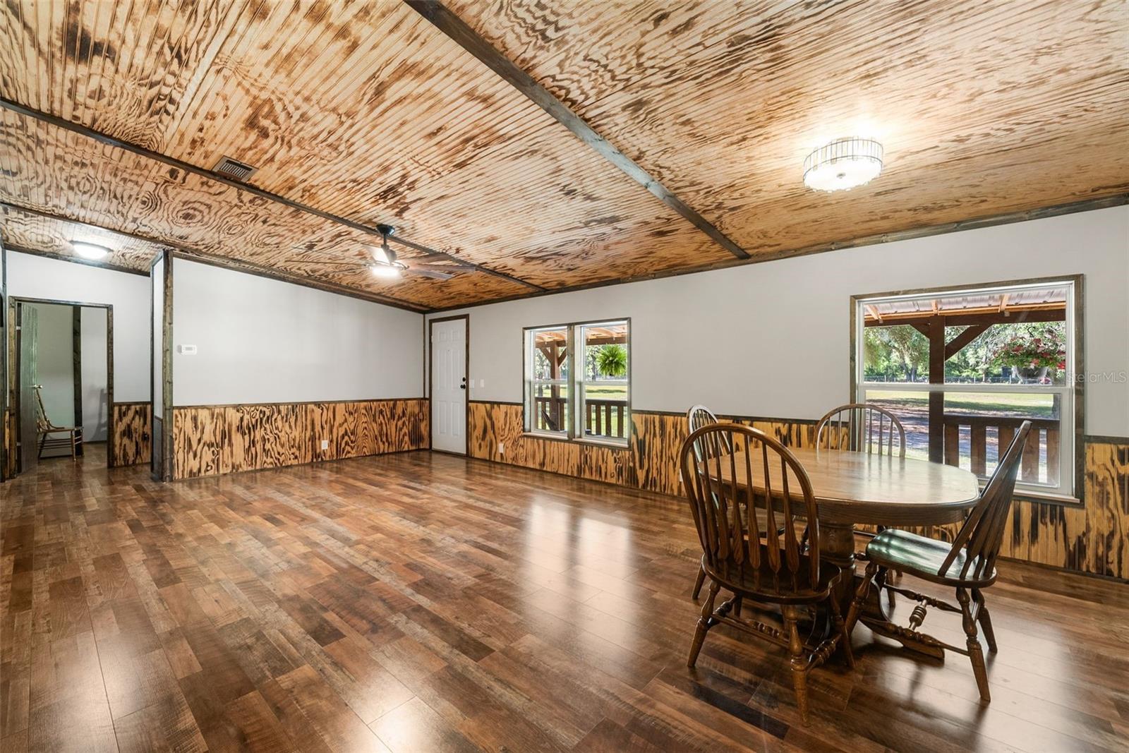 Image 4 of 41 For 16193 24th Street
