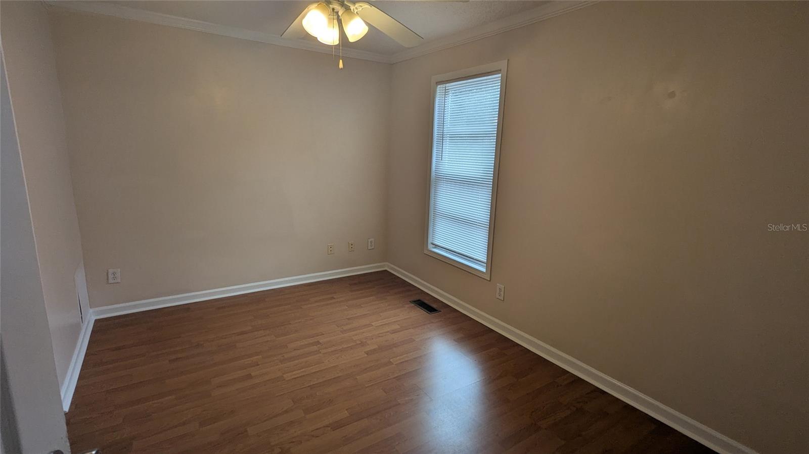 Image 11 of 24 For 2905 Archer Road T5028