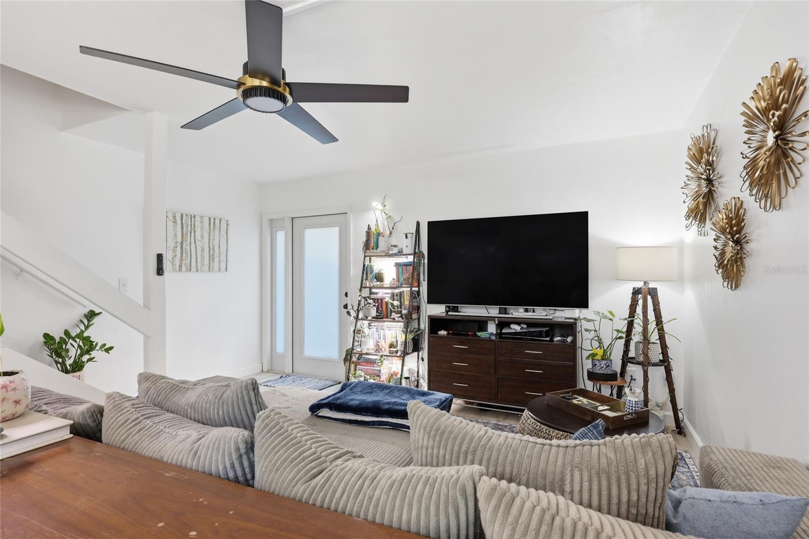 Image 12 of 29 For 4220 67th Terrace
