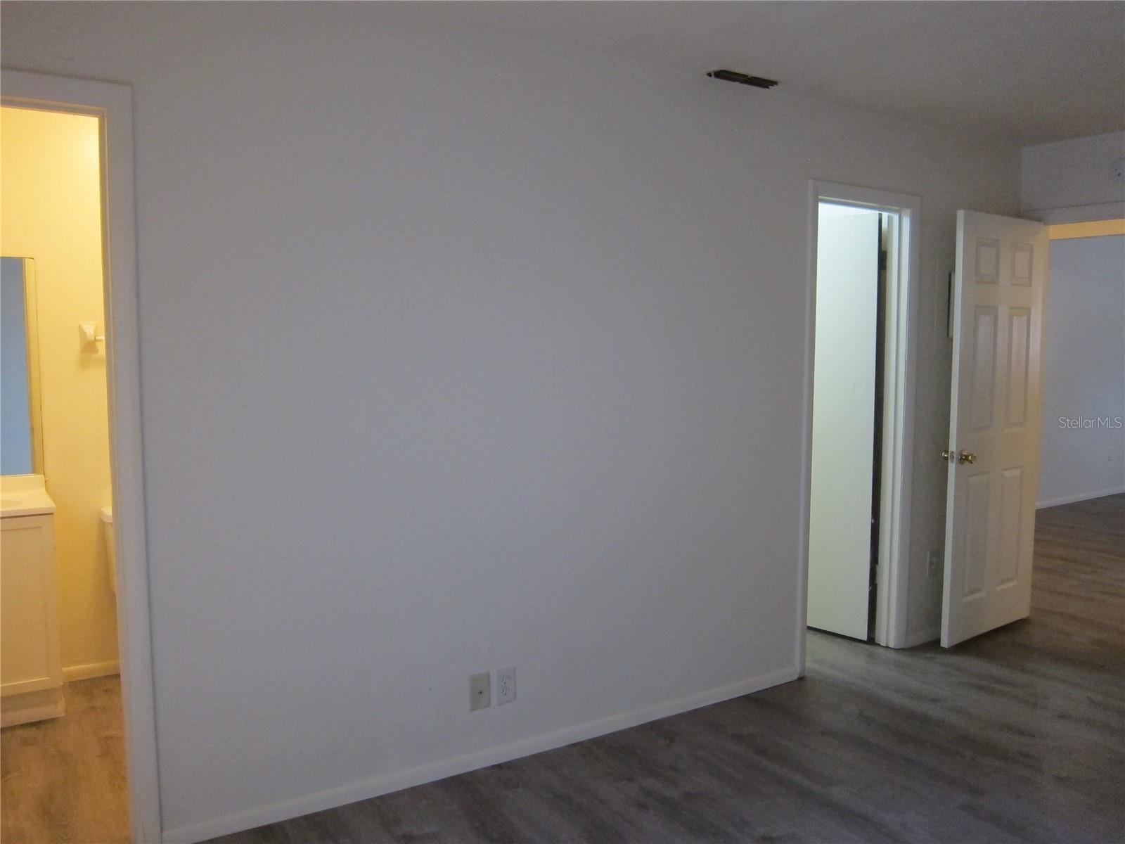 Image 3 of 23 For 7012 6th Place C