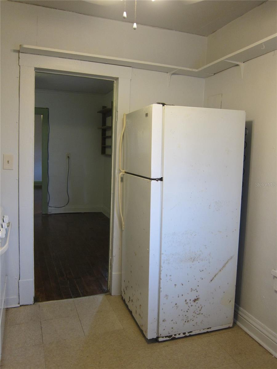 Image 33 of 38 For 720 22 Avenue