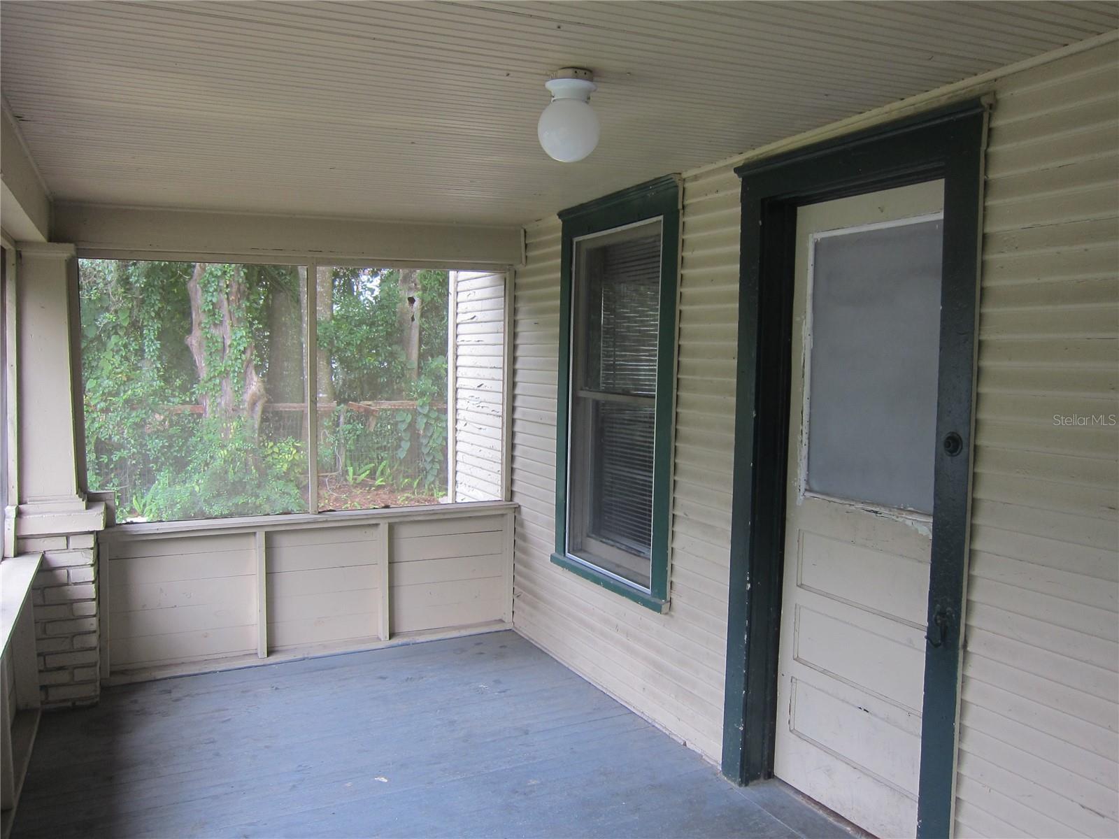 Image 6 of 38 For 720 22 Avenue