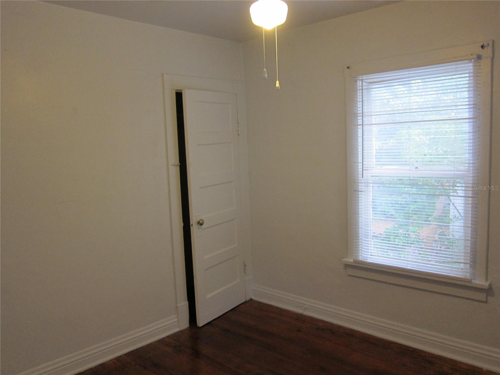 Image 7 of 38 For 720 22 Avenue