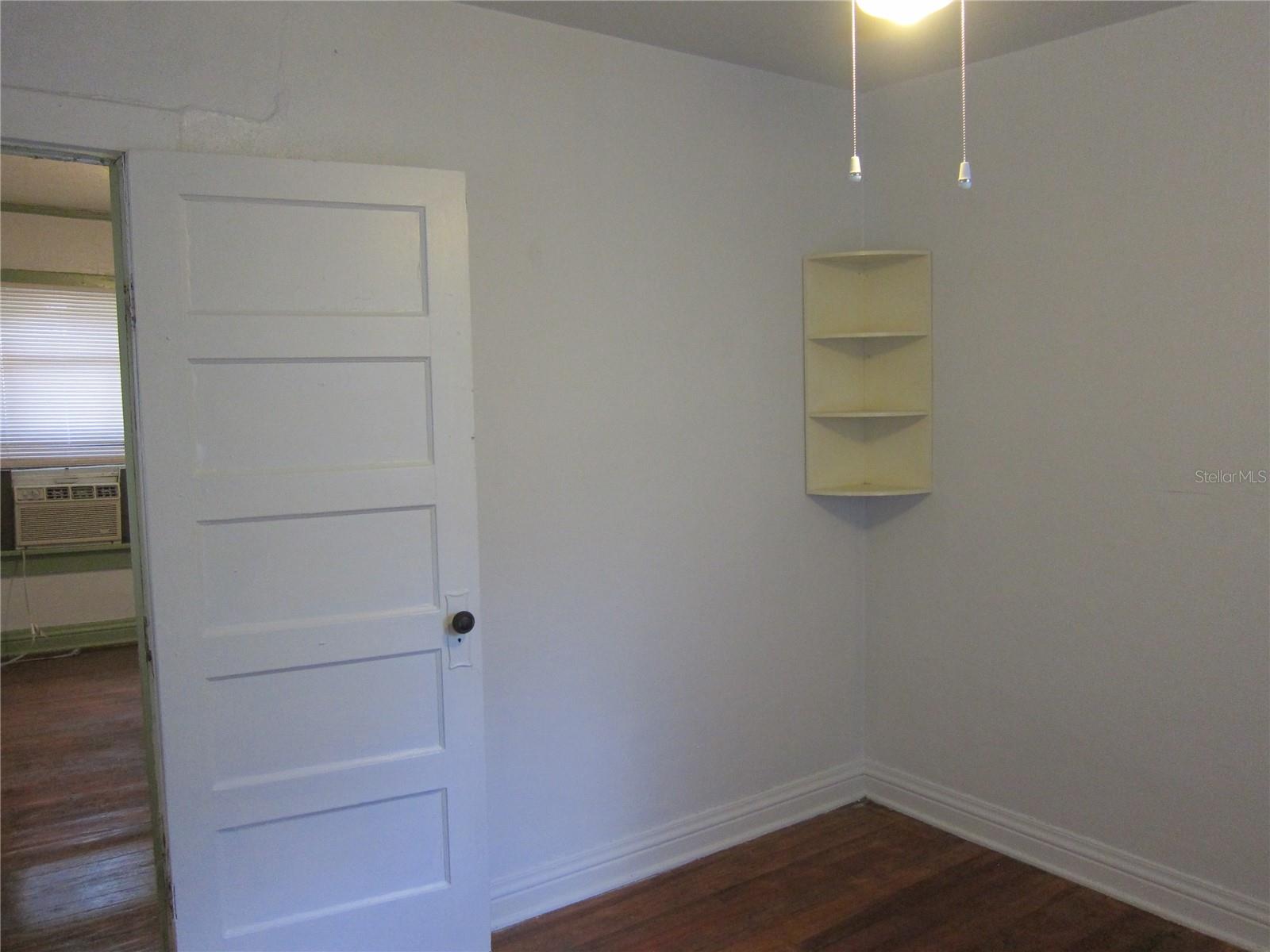 Image 8 of 38 For 720 22 Avenue