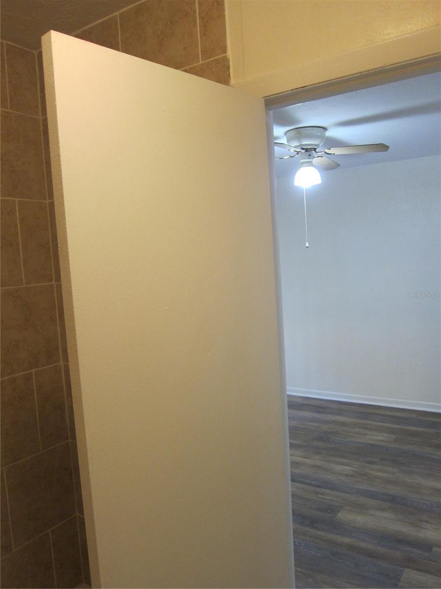 Image 13 of 21 For 317 8th Street