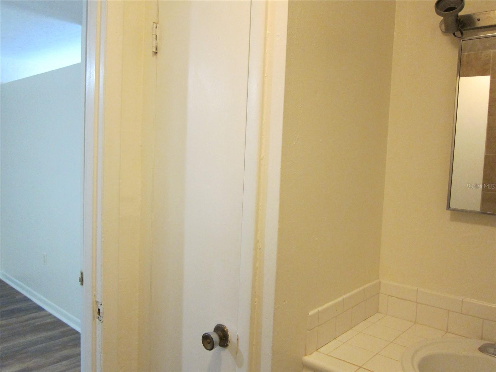 Image 14 of 21 For 317 8th Street