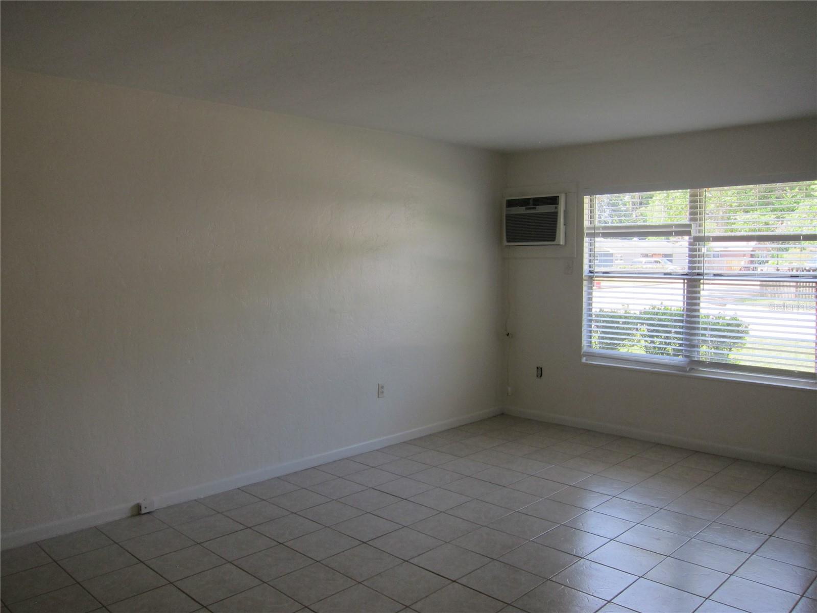 Image 19 of 21 For 317 8th Street