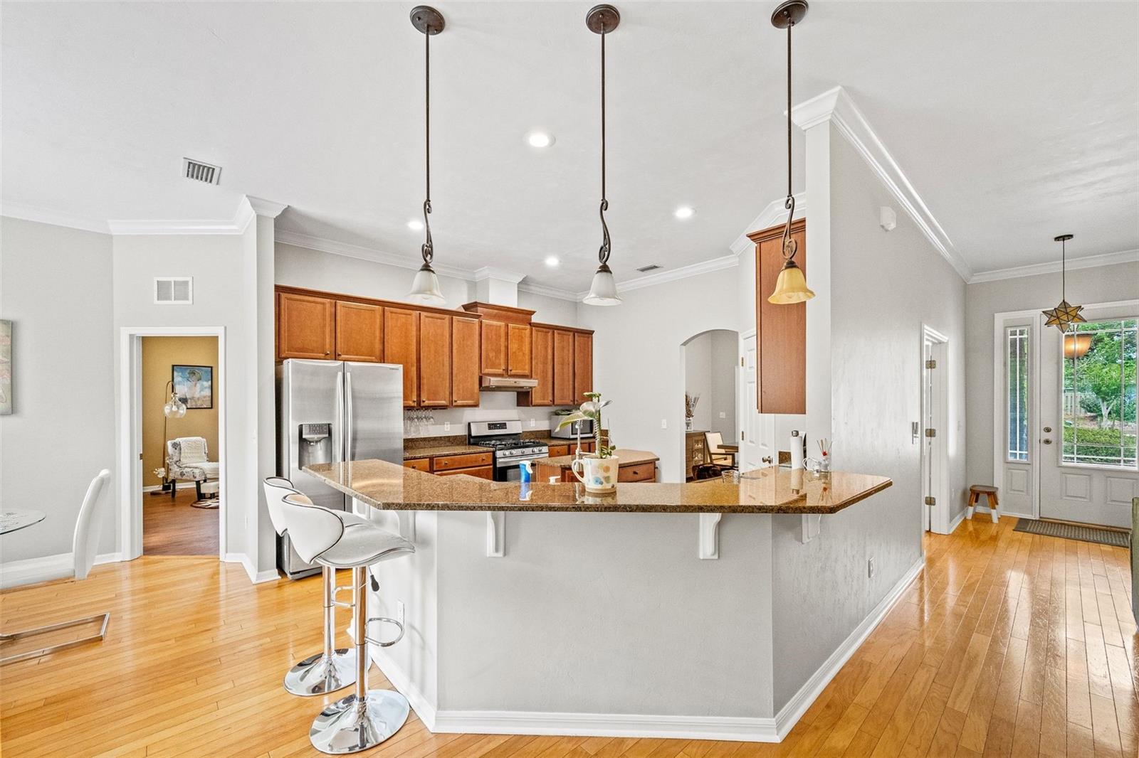 Image 4 of 48 For 8629 80th Place