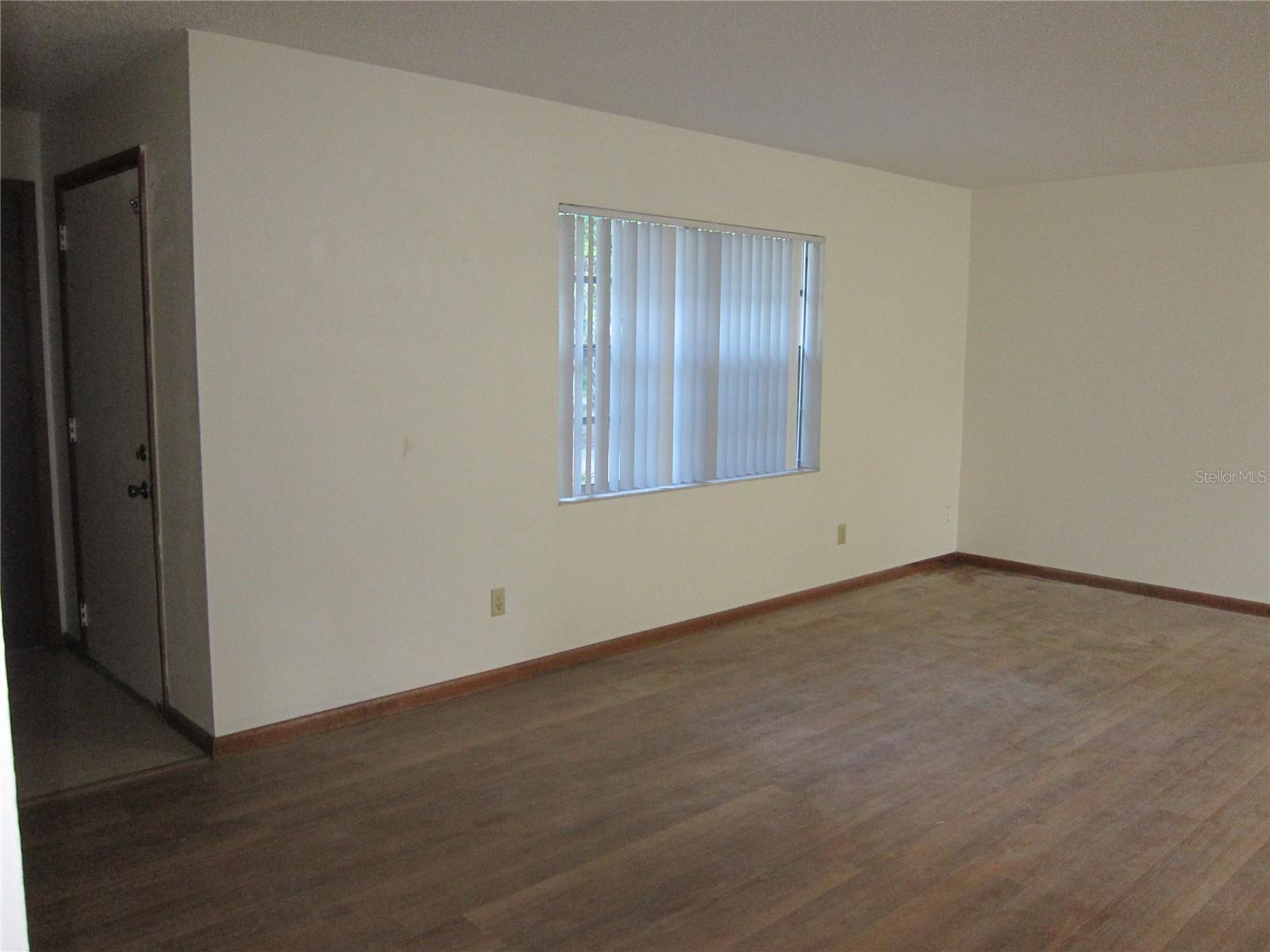 Image 5 of 32 For 1209 80th Drive