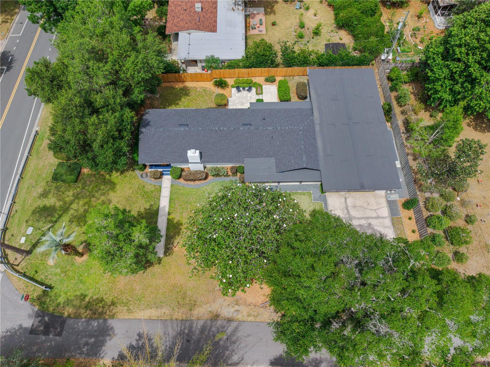 Image 4 of 53 For 2002 11th Road