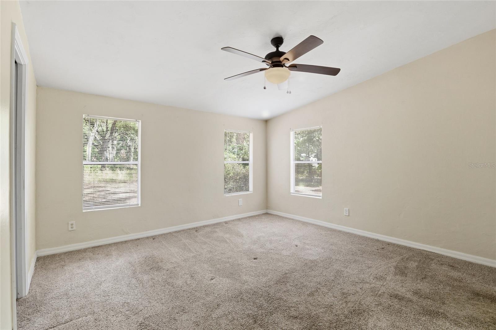 Image 14 of 51 For 7651 153rd Lane