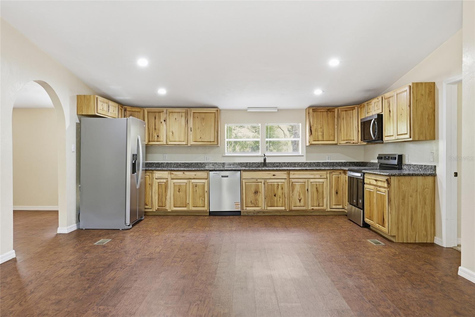 Image 7 of 51 For 7651 153rd Lane