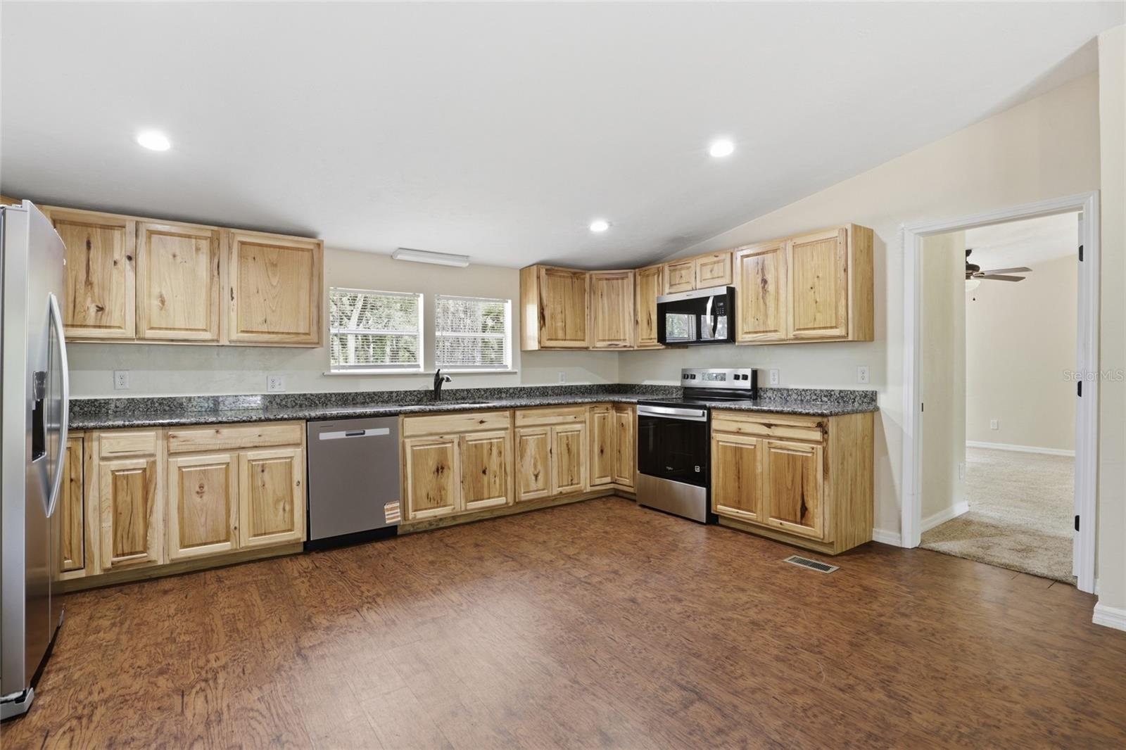 Image 9 of 51 For 7651 153rd Lane