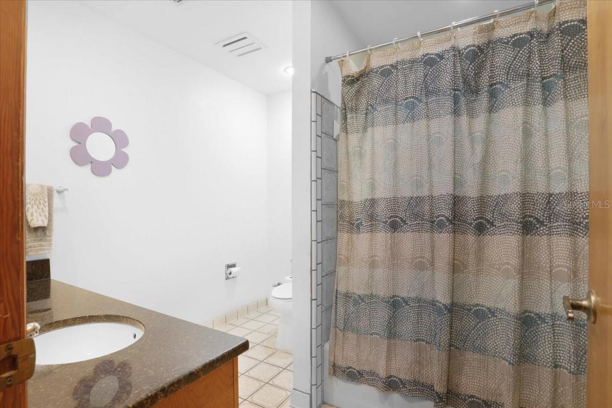 Image 21 of 48 For 22731 91st Court Road