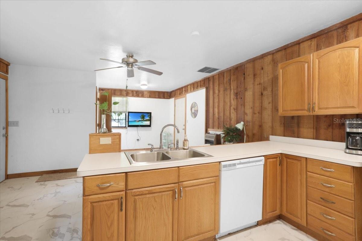Image 32 of 48 For 22731 91st Court Road