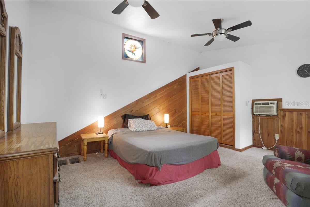 Image 34 of 48 For 22731 91st Court Road