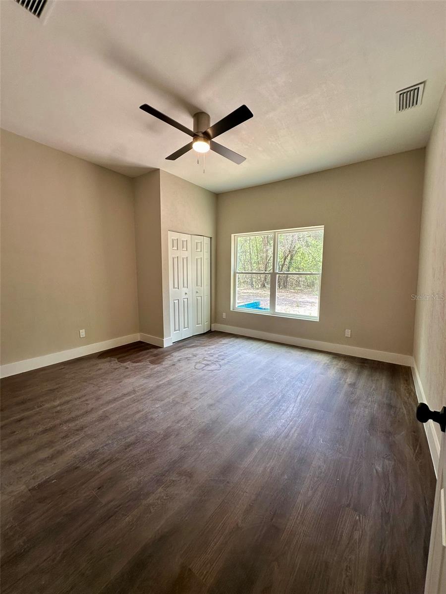 Image 10 of 34 For 13647 141st Drive