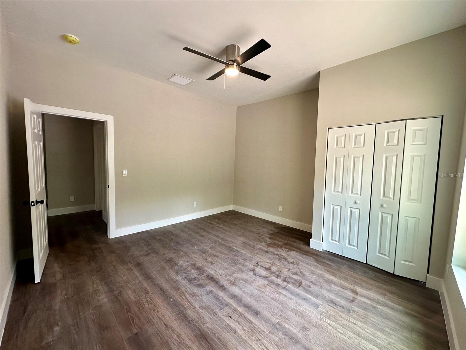 Image 11 of 34 For 13647 141st Drive