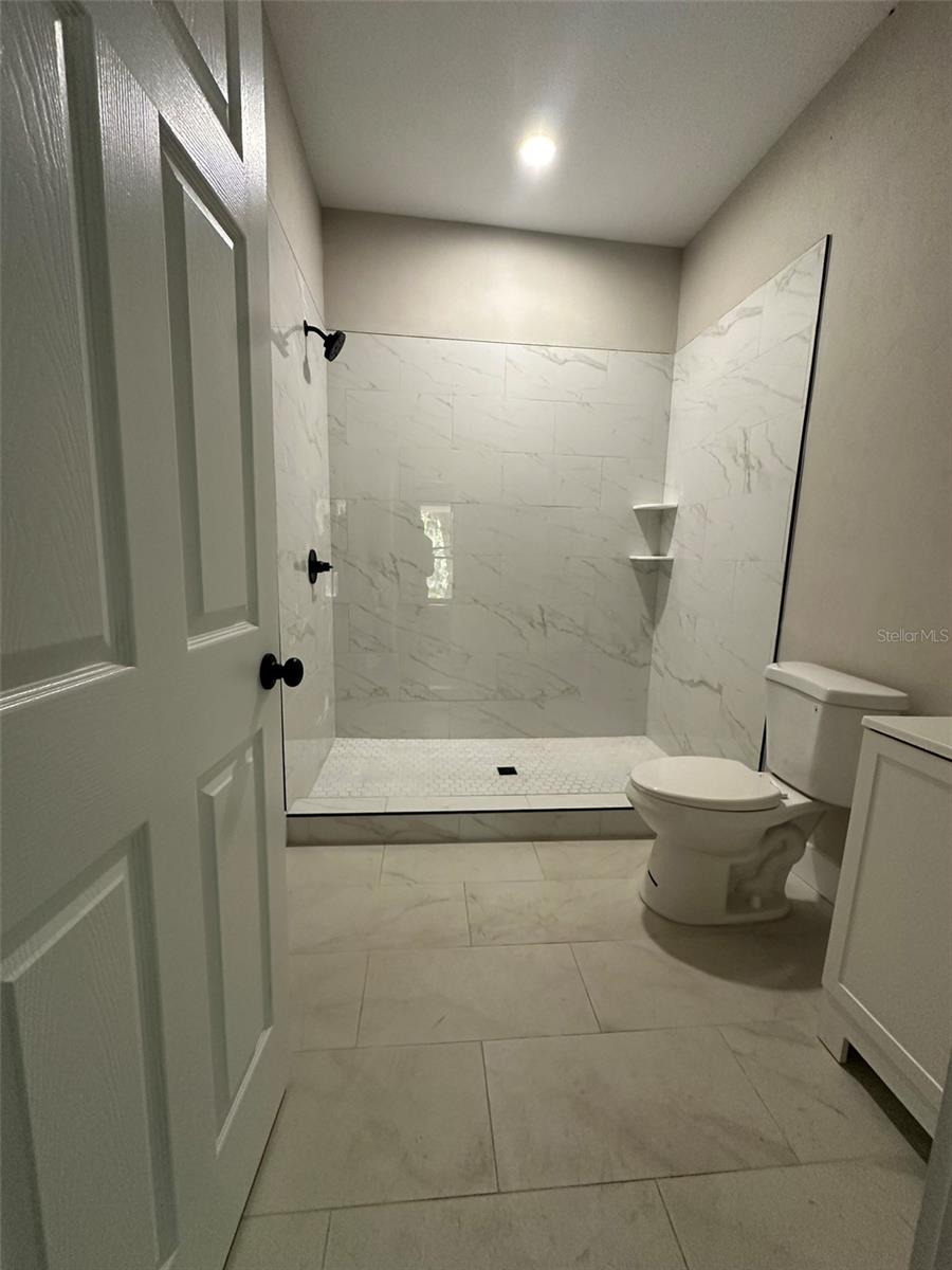 Image 14 of 34 For 13647 141st Drive