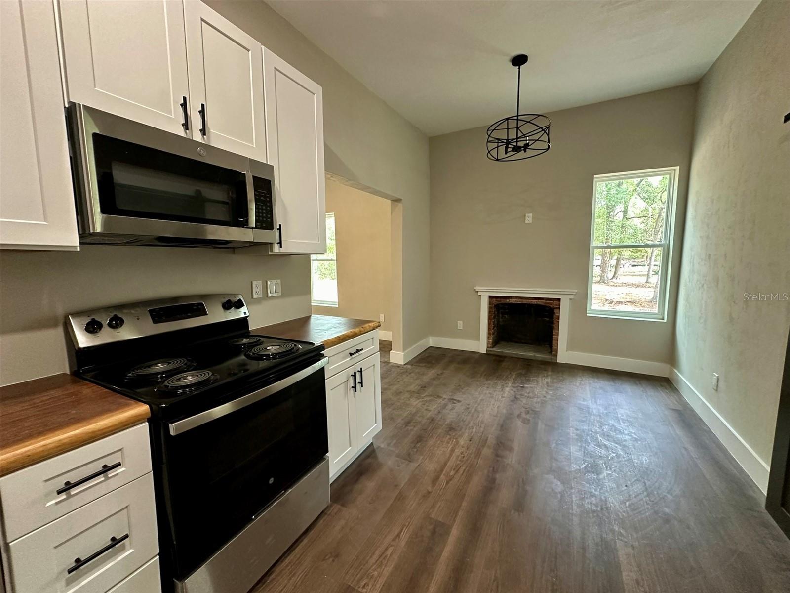 Image 24 of 34 For 13647 141st Drive