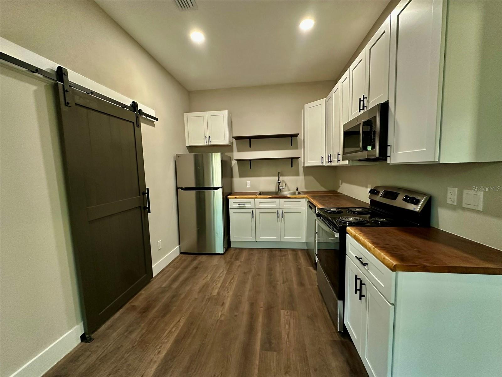 Image 26 of 34 For 13647 141st Drive