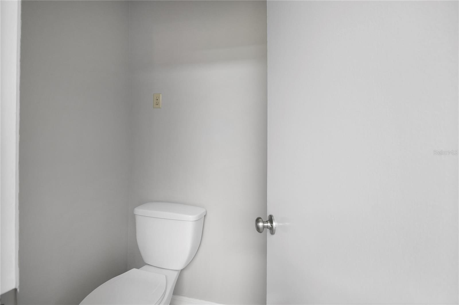Image 8 of 18 For 1840 Dunn Avenue 5
