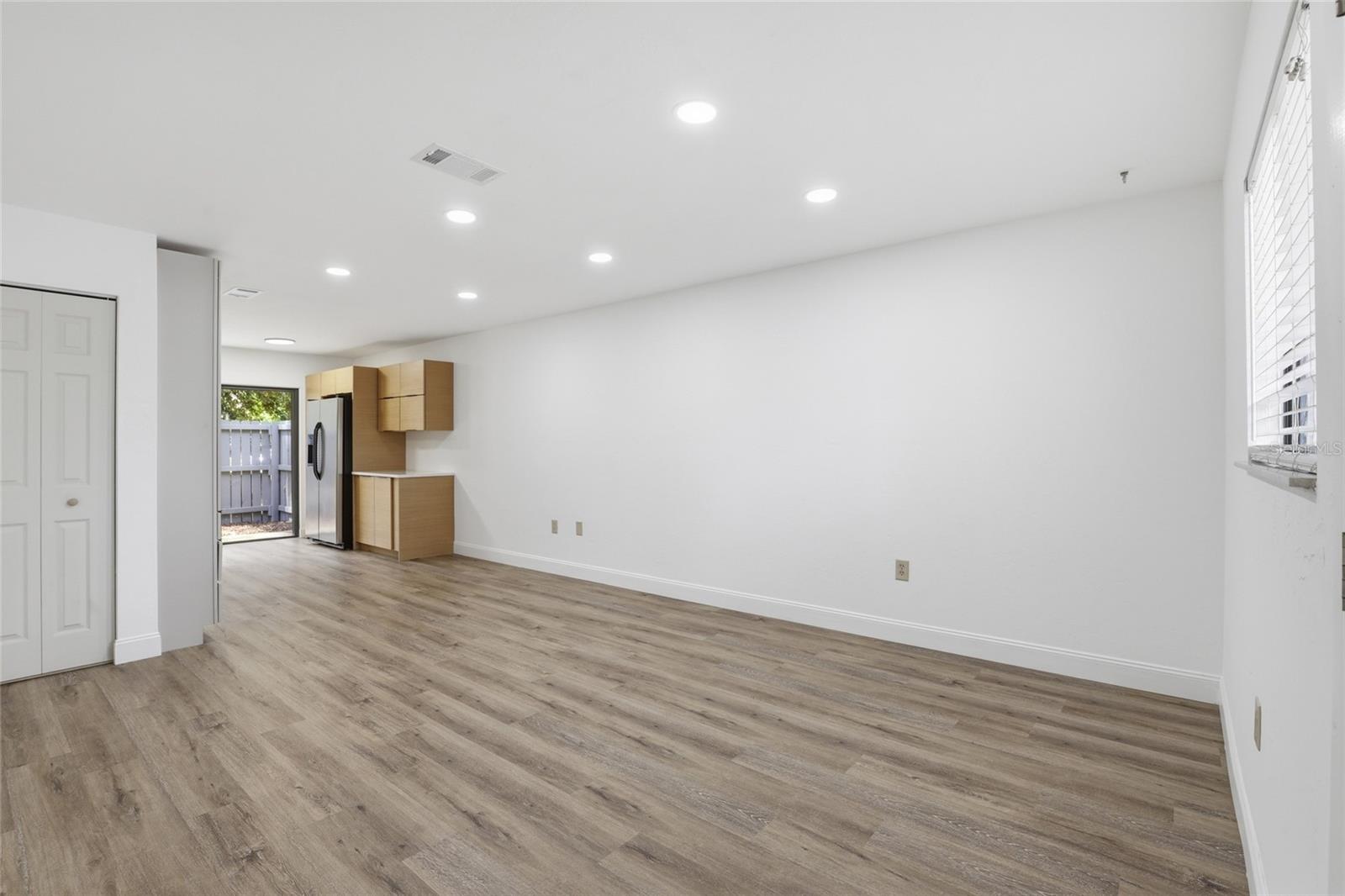 Image 4 of 34 For 4523 41st Lane 168
