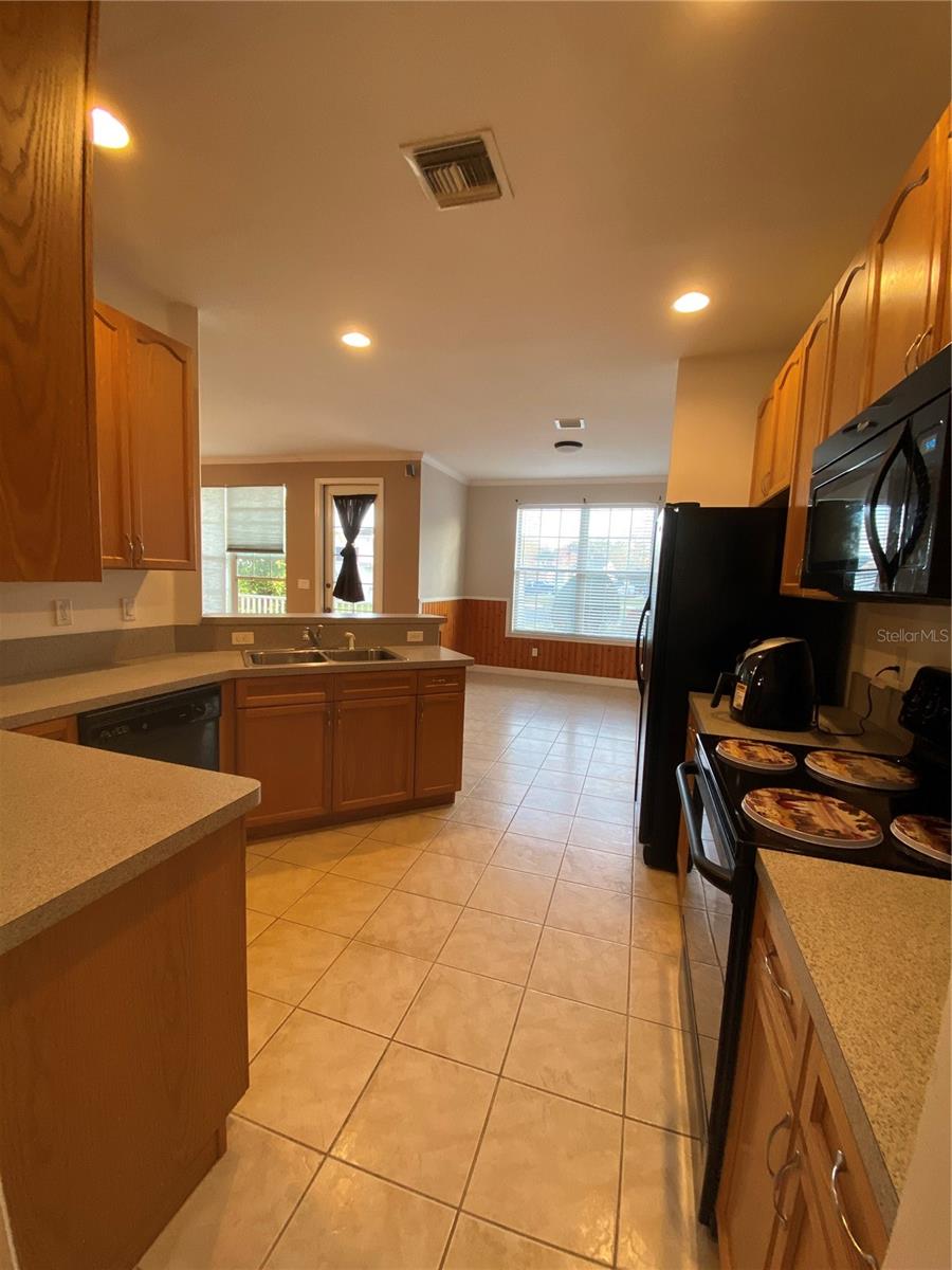 Image 10 of 16 For 2549 Twain Drive
